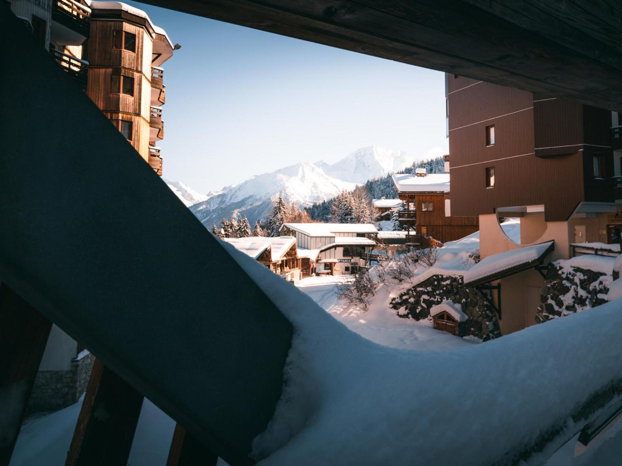 2 Pieces Pour 4 Pers. - La Tania, Idealement Situe Skis Aux Pieds, 31m², Balcon Est - Fr-1-182a-5 Appartement *